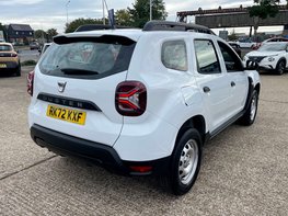 Dacia Duster 1.0 Duster Essential TCe 4x2 5dr 9