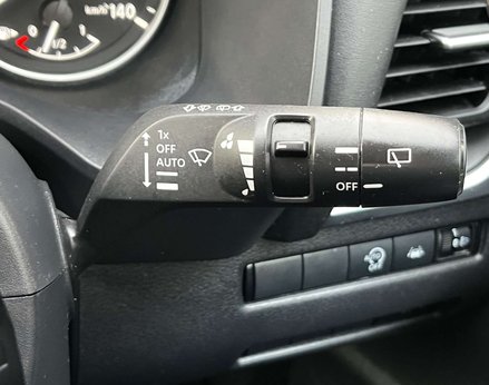 Nissan Qashqai 1.3 Qashqai Acenta Premium DiG-T MHEV 5dr 58