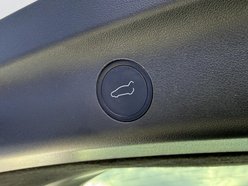 Tesla Model Y SUV 5dr Electric Auto RWD (346 ps) 24