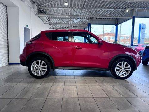 Nissan Juke 1.2 DIG-T N-Connecta Euro 6 (s/s) 5dr 2