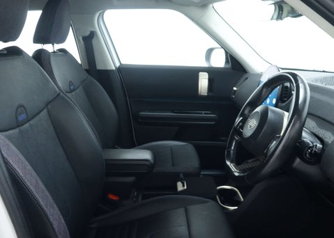 Mini Countryman 1.5C MHEV Classic SUV 5dr Petrol Hybrid Auto Euro 6 (s/s) (170 ps) 40