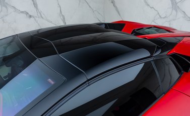 Lamborghini Aventador S LP 740-4 ROADSTER 38