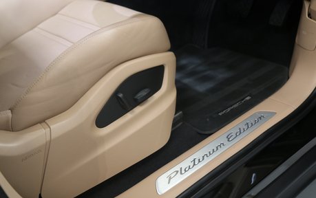 Porsche Cayenne V6 Platinum Edition - PTS Colour and Incredible Specification 14
