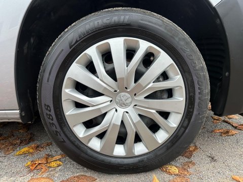 Peugeot Partner BLUEHDI PROFESSIONAL PREMIUM L1 4