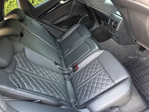Audi Q5 2.0 Q5 S Line Edition 1 40 TDI MHEV Quattro Semi-Auto 4WD 5dr 29