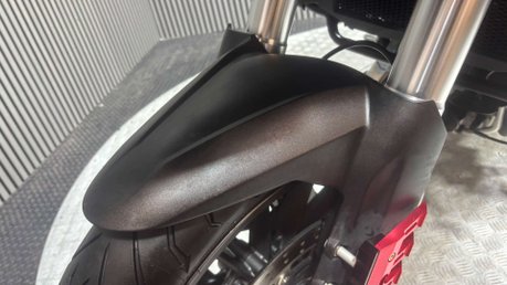 Benelli TRK 2020 ONLY 1K TOP BOX ADVENTURE BIKE 47BHP A2 READY 29