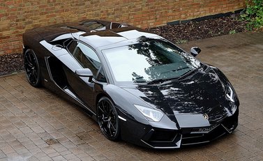 Lamborghini Aventador LP 700-4 Roadster 30