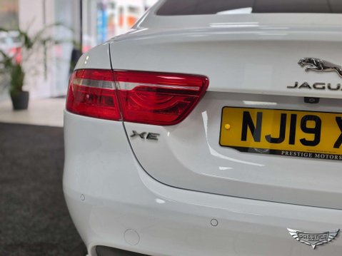 Jaguar XE 2.0i GPF R-Sport Auto Euro 6 (s/s) 4dr 25