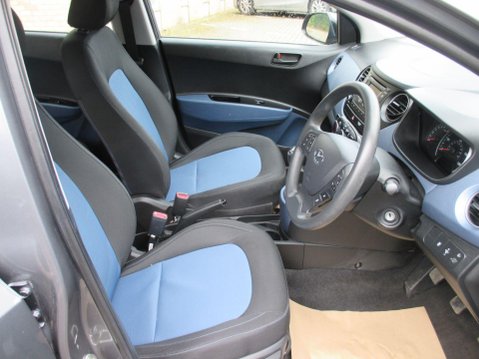 Hyundai i10 1.2 SE Euro 5 5dr 23
