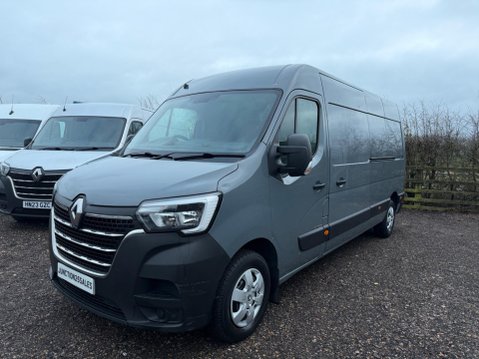 Renault Master 2.3 dCi 35 Business+ Panel Van 4dr Diesel Manual FWD LWB Medium Roof Euro 6 4