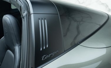 Porsche 911 Targa 4 GTS (992) 33