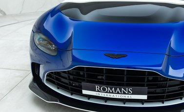 Aston Martin V12 Vantage Roadster 28