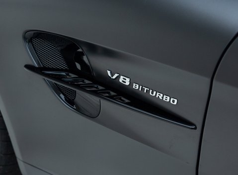 Mercedes-Benz AMG GT R Roadster 38