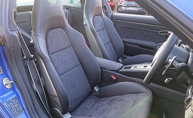 Porsche 911 (991) Targa 4 GTS 13
