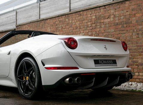 Ferrari California T 26
