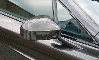 Aston Martin Vanquish 25