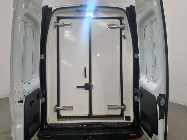Renault Trafic TRAFIC SWB DIESEL dCi 145 High Roof Business Fridge Van 20