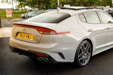 Kia Stinger GT S ISG 8