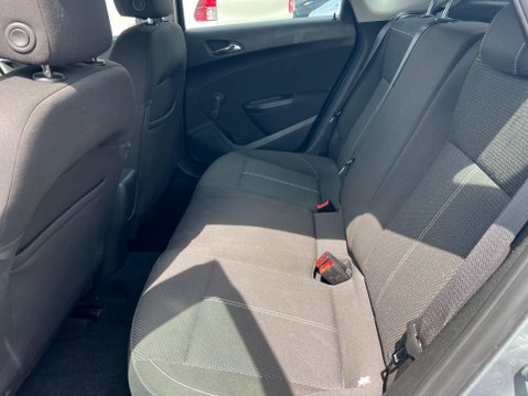 Vauxhall Astra 1.4 16v SRi Euro 5 5dr 26