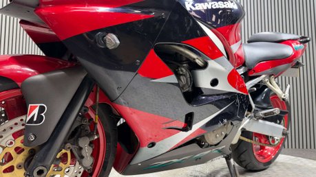Kawasaki ZX 11