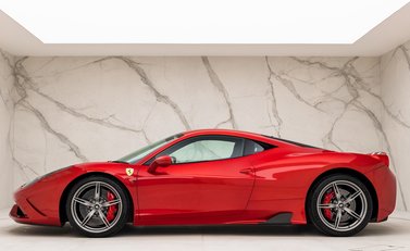 Ferrari 458 Speciale 2