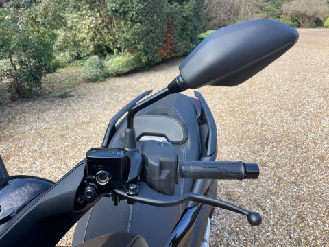 Yamaha Xmax 300 300 CVT V-belt Euro 5 8