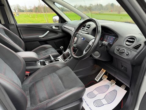 Ford S-Max 2.2 TDCi Titanium X Sport Euro 5 5dr 33