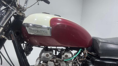 Triumph Bonneville 650 1973 GOOD RUNNING PROJECT BIKE CLASSIC BARN FIND 650CC 24