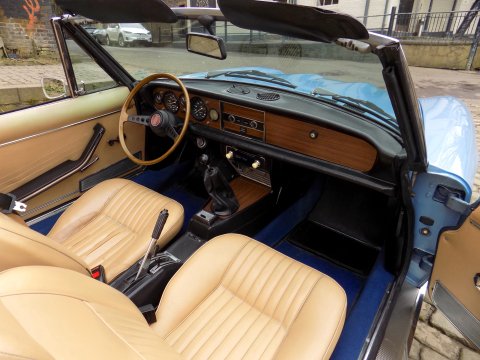Fiat 124 Spider CS 1800 13