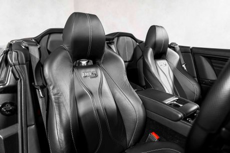 Aston Martin DBS V12 VOLANTE. FULL ASH. CARBON EXT. CERAMIC BRAKES. BANG & OLUFSEN. 22