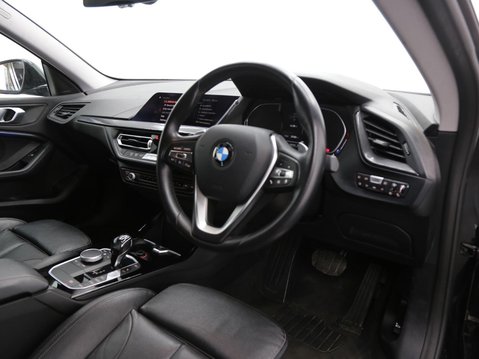 BMW 2 Series 2.0 220d Sport Auto Euro 6 (s/s) 4dr 20