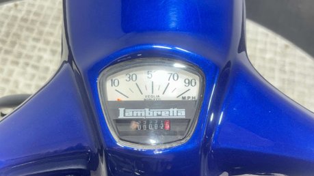 Lambretta GP 1984 RESTORED EXCELLENT CONDITION RUNS / RIDES GREAT CLASSIC 2T 27
