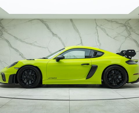Porsche Cayman GT4 RS (718) 