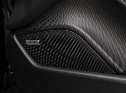 Porsche Taycan 4 Cross Turismo 25