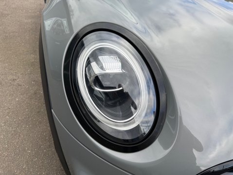 Mini Hatch COOPER SPORT 16