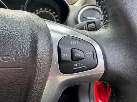 Ford Fiesta 1.6 TDCI TITANIUM X 14