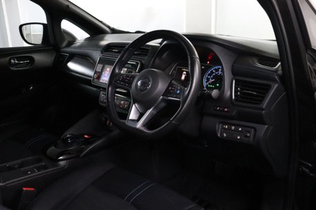 Nissan LEAF LAUNCH EDITION 5