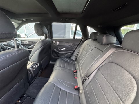 Mercedes-Benz GLC GLC 220 D 4MATIC AMG LINE PREMIUM PLUS 27