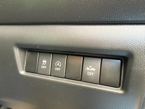 Suzuki Swift SZ-L DUALJET MHEV 41
