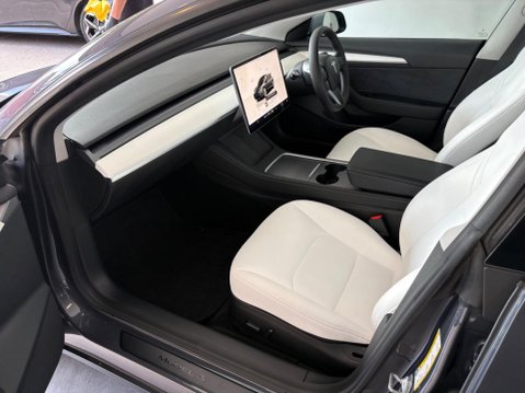 Tesla Model 3 Standard Range Plus Auto RWD 4dr 16