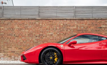 Ferrari 488 GTB 28