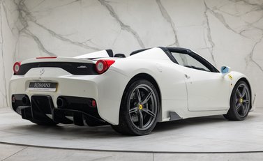 Ferrari 458 Speciale Aperta 8