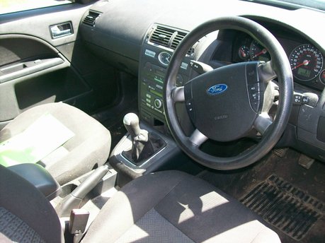 Ford Mondeo LX 16V 5