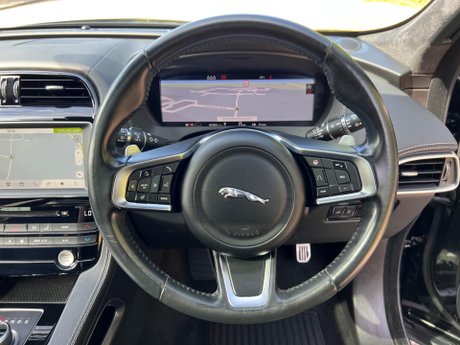 Jaguar F-Pace 2.0 D180 Chequered Flag Auto AWD Euro 6 (s/s) 5dr 12