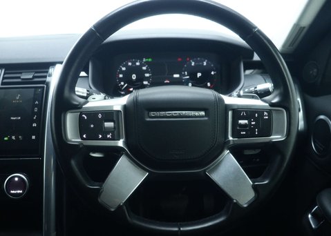Land Rover Discovery 3.0 Discovery HSE D MHEV Auto 4WD 17