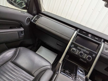 Land Rover Discovery 3.0 Discovery HSE TD6 Auto 4WD 5dr 45