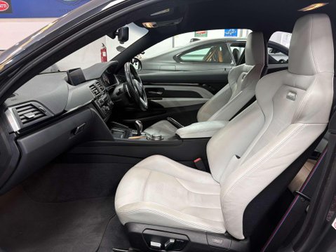 BMW M4 3.0 BiTurbo Competition Coupe 2dr Petrol DCT Euro 6 (s/s) (450 ps) 47