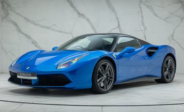 Ferrari 488 SPIDER 5