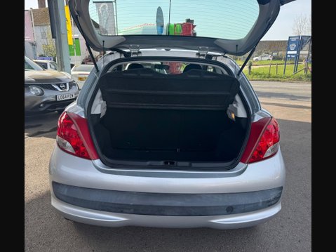 Peugeot 207 1.4 S Euro 5 3dr (A/C) 26