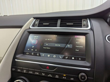 Jaguar E-Pace 2.0 E-PACE R-Dynamic HSE i AWD Auto 4WD 5dr 92